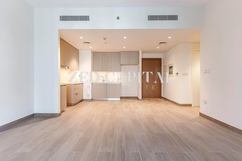 Spacious | Pool View | Exclusive | Brand New64025804465026112