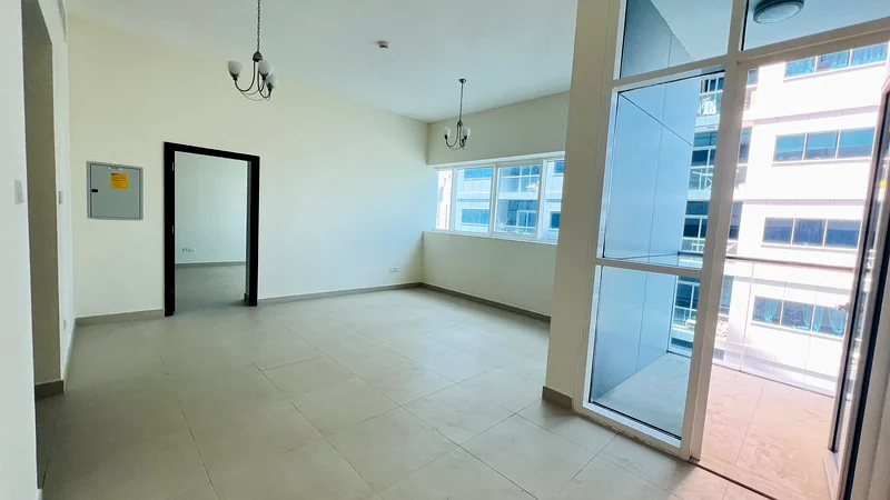عرض لفترة محدودة | شقة واسعة بغرفة نوم واحدة | شرفة63782826258819112