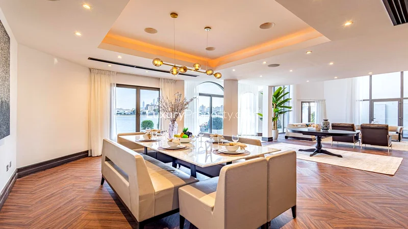 Fully Renovated | Central Rotunda-style63654982587521112