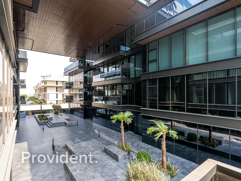 Spacious Unit | Modern Finishes | Prime Location63973718416642111