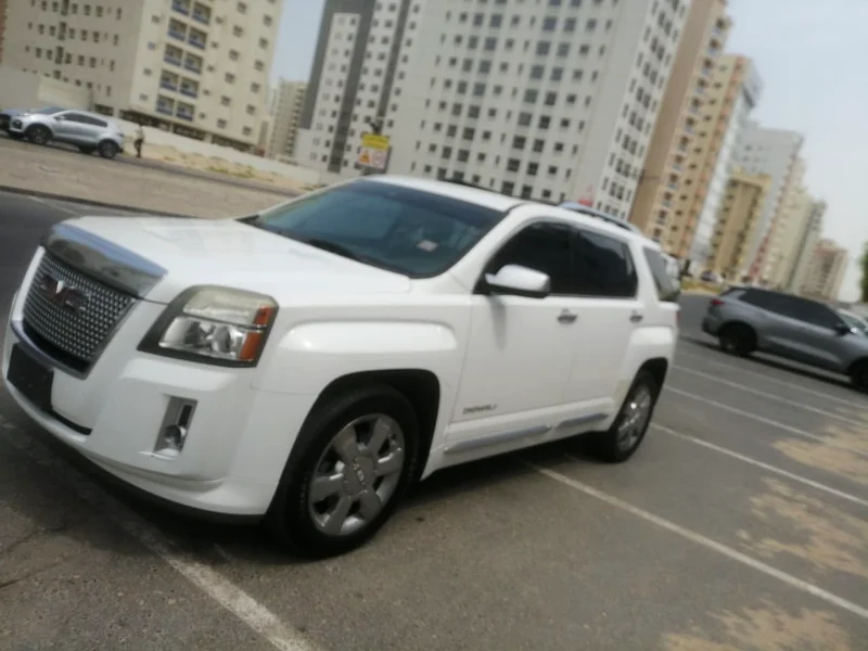 GMC Terrain Denali 2014 GCC SPECS LADY DRIVEN63490695855105112
