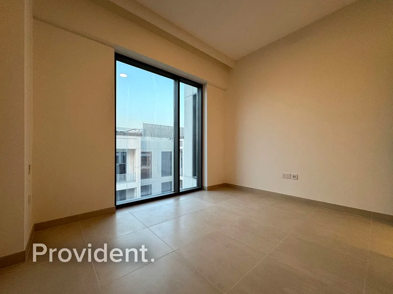 High Floor | Chiller Free | Brand New63494675263875112