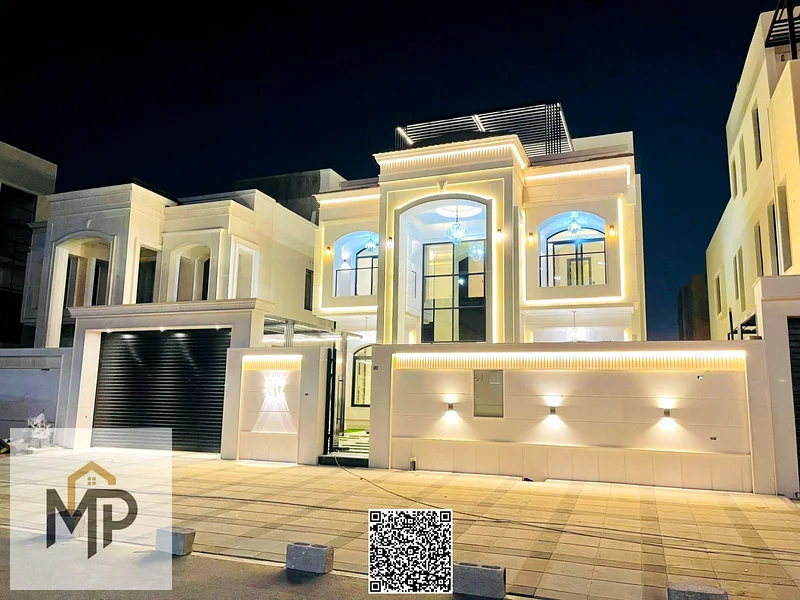 الفيللا الفاخرة للغاية المعروضة للبيع بتصميم كلاسيكي، وتحتوي على حديقة كبيرة، وسطح، و5 غرف نوم رئيسية دون رسوم خدمة سنوية.63881704901505113