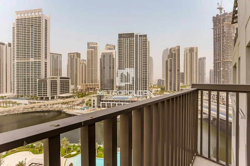 كامل الإطلالة على الماء | تخطيط ممتاز | جديد بالكامل64025376913665110