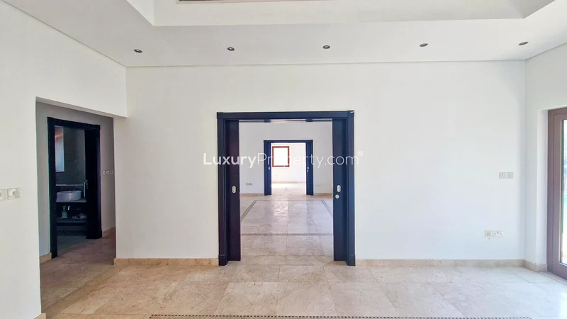 منزل بأسلوب دبي بثلاث غرف نوم | حديقة وشرفة63762023371521114