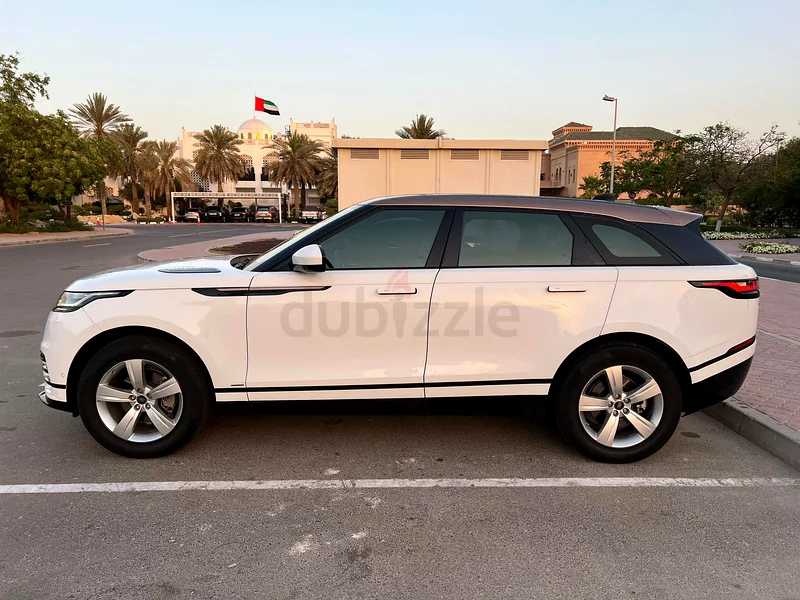 Royal White Land Rover Velar with Gold Rove | Pristine condition | 2019 | GCC63482623949315114