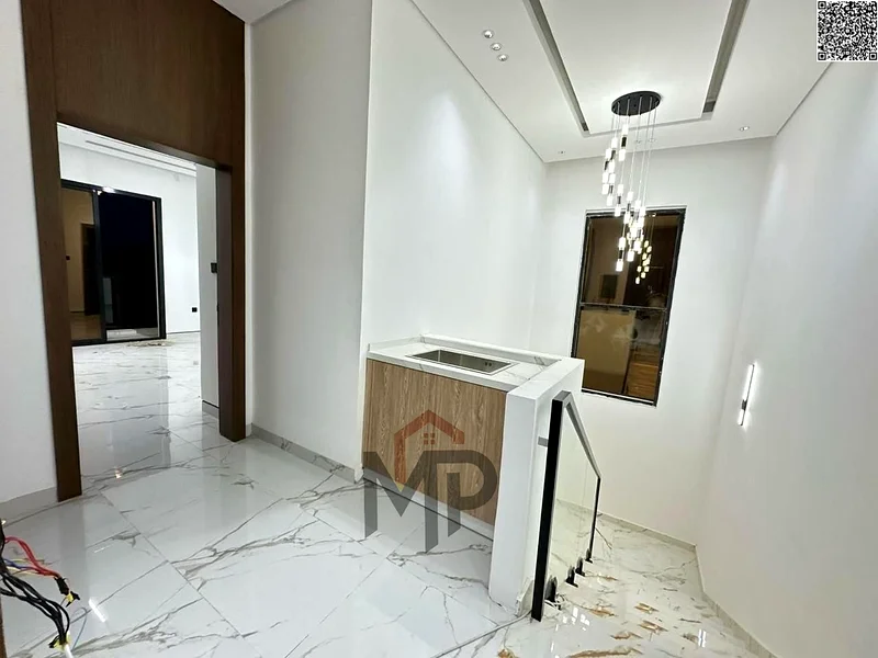 فرصة فريدة لامتلاك فيلا فاخرة في موقع هادئ ومميز في منطقة **البهية**.63881705018883112