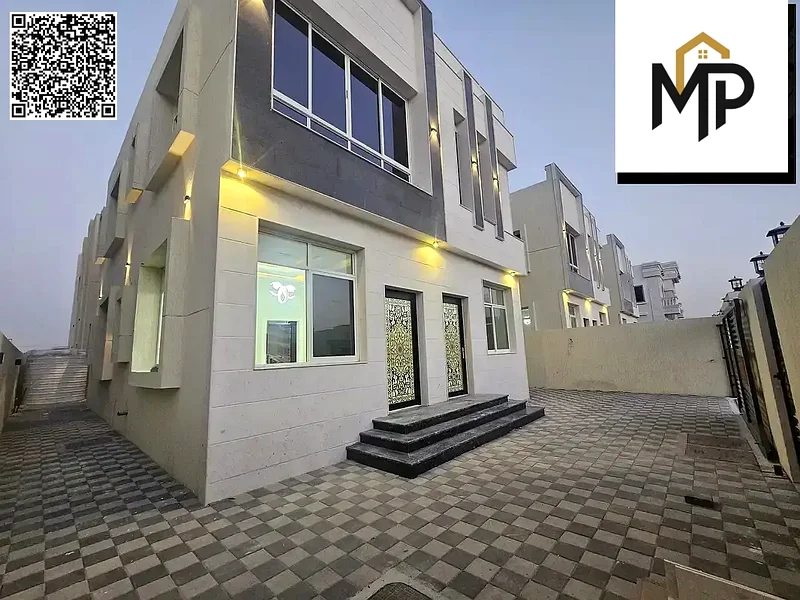 تشمل رسوم التسجيل، واجهة حجرية مع سقف وزجاج عازل للحرارة، تصميم حديث، ملكية تامة، قريبة من جميع الخدمات، بدون رسوم خدمة، للملاك63897759930755110