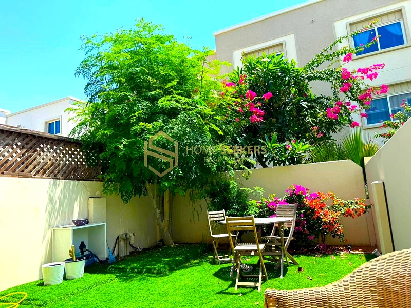 صف مزدوج | وحدة واسعة | احجز فيلتك الآن63840370758146110