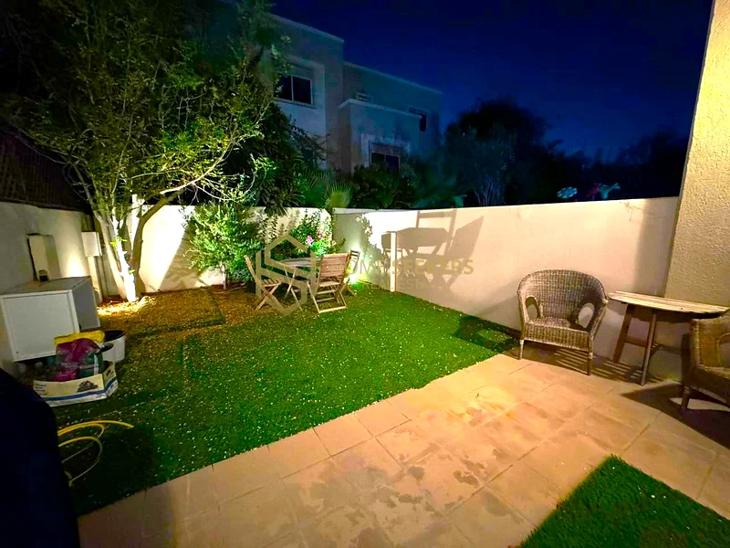 صف مزدوج | وحدة واسعة | احجز فيلتك الآن63840370758146111