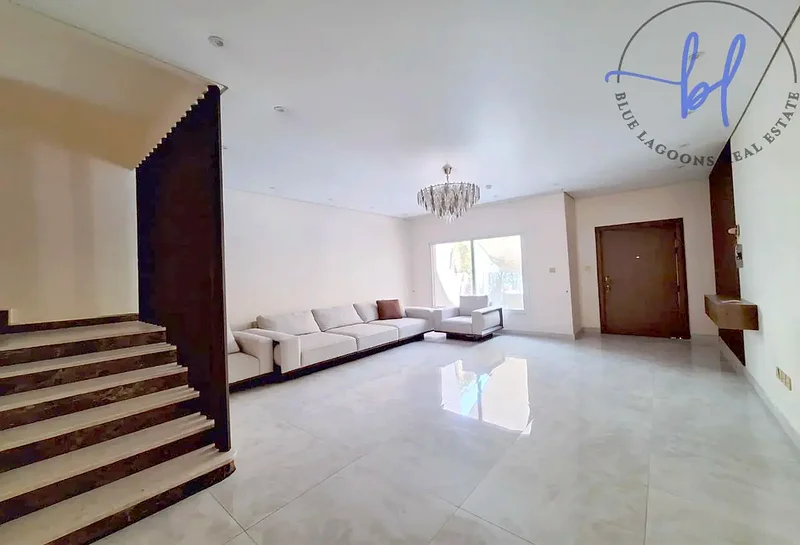 One of a kind | Vacant | Prime Location63787699254787112