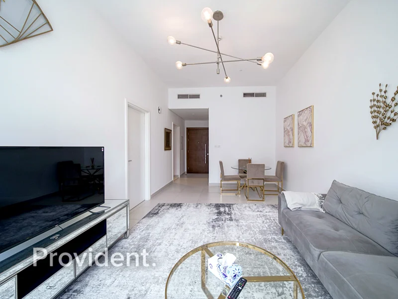 Pool View | Furnished | Spacious63974462478082114