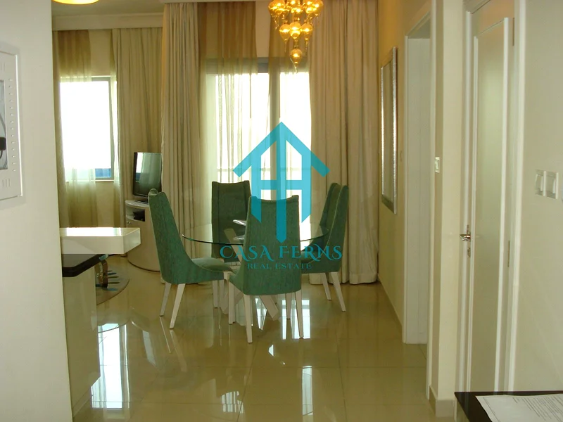 مؤثثة بالكامل | طابق علوي | شاغرة | موقع متميز63769450628226111