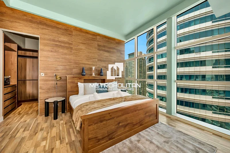 3 Bedrooms + Maids Room | Vacant | Fully Upgraded64036515808897114