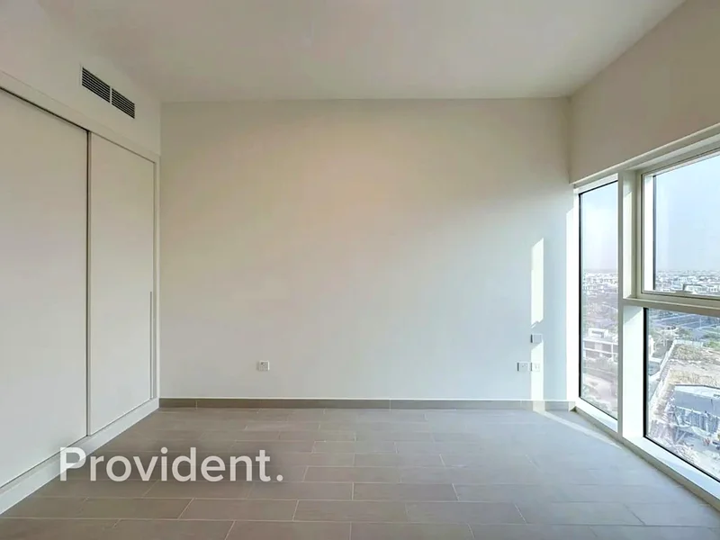 Genuine | Unfurnished | Modern Layout63753748926978112