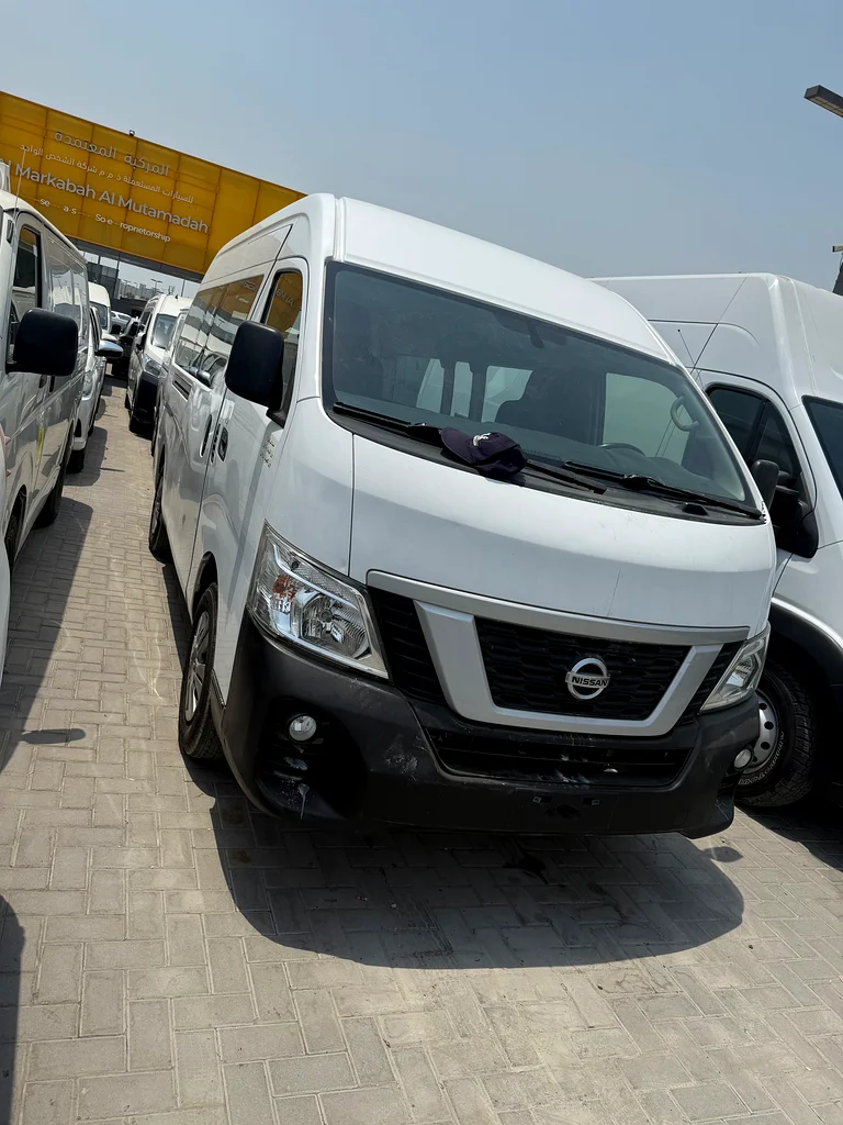 Nissan Urvan automatic gear Highroof 13 Seats Bus 2019 Model Accident Free Low Millage Excellent Con63483999878402112