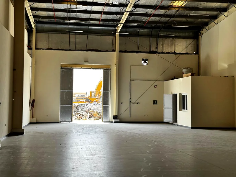 One Month Free - Warehouse Excellent Condition Like New for Rent in Al Sajaa Industrial Area – 6,500 sq. ft.63622638499714112