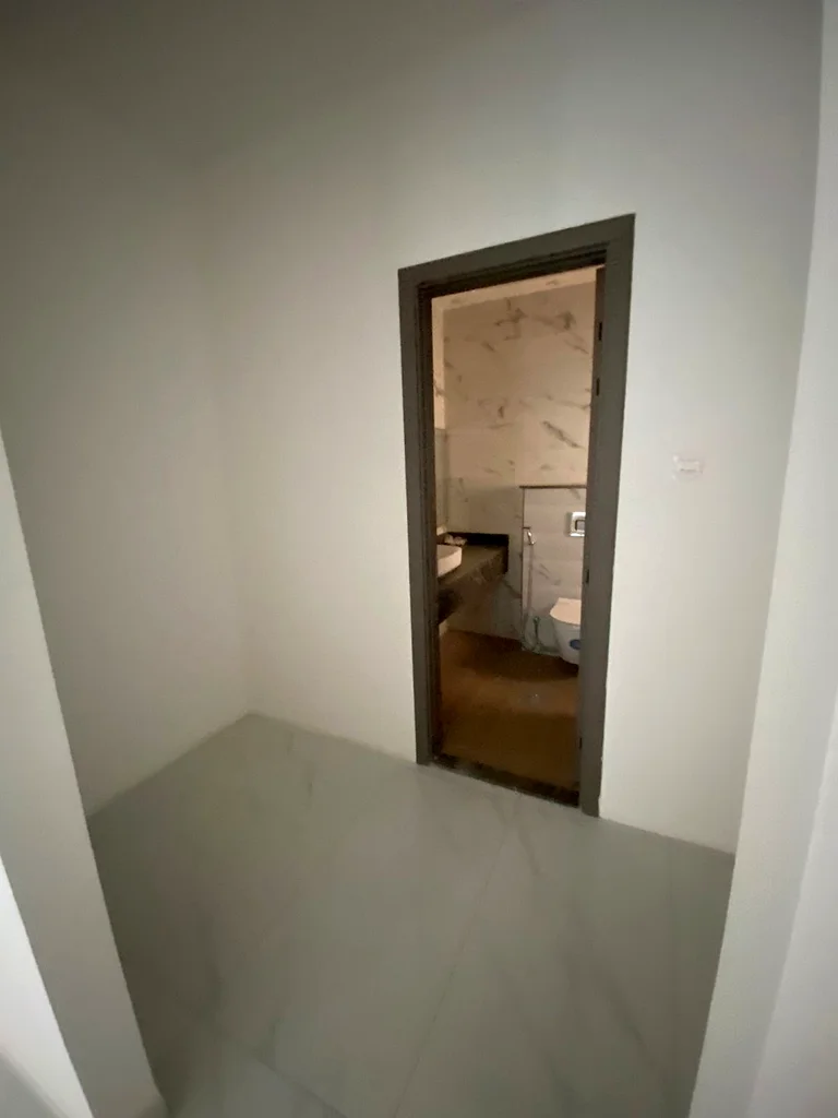 فيلا للبيع في عجمان العيا بمساحات واسعة وركن سيارات مريح63871901531139112