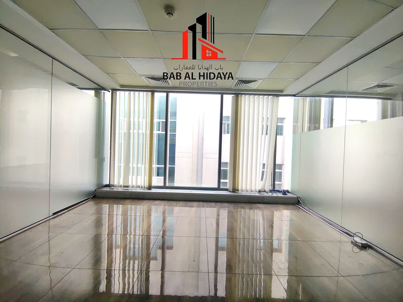 Fully Fitted Office !! Easy Access To Public Transport !! Book Now !!636160250123531122