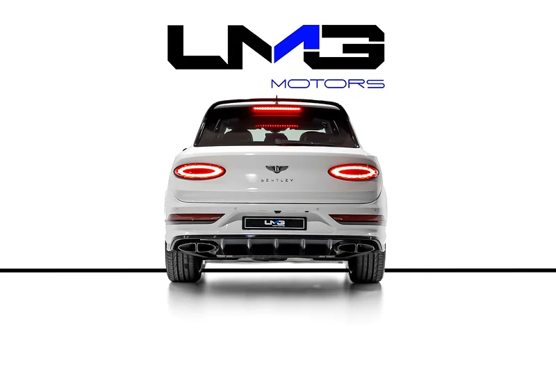 BENTAYGA V8 S | BLACK EDITION |  BENTLEY SIGNATURE SOUND SYSTEM | MANUFACTURE WARRANTY | GCC63490695968001114