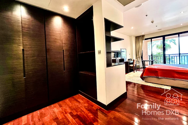 Beach Access | Pool | Burj Views63752462952579112