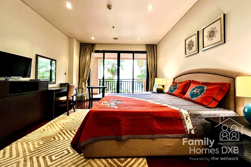 Beach Access | Pool | Burj Views63752462952579110