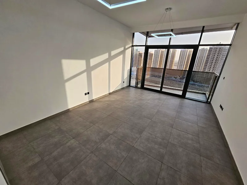HIGH FLOOR | SPACIOUS LAYOUT | WITH BALCONY63734819332355111
