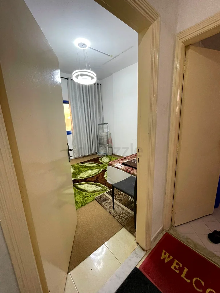 Fully furnished  for single male or female direct with owner63473570918787114