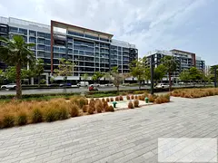 MAIN BOULEVARD || PRIME LOCATION ||HIGH FOOTFALL ||STRATEGIC LOCATION