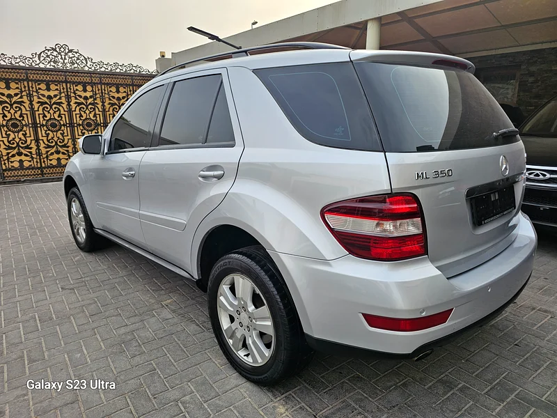 Mercedes ML350 in Excellent Condition Gcc Specification63488176690946114