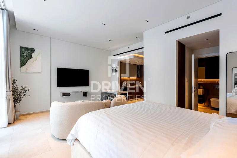 Furnished Unit | Biggest Layout in the Building63764496154883114