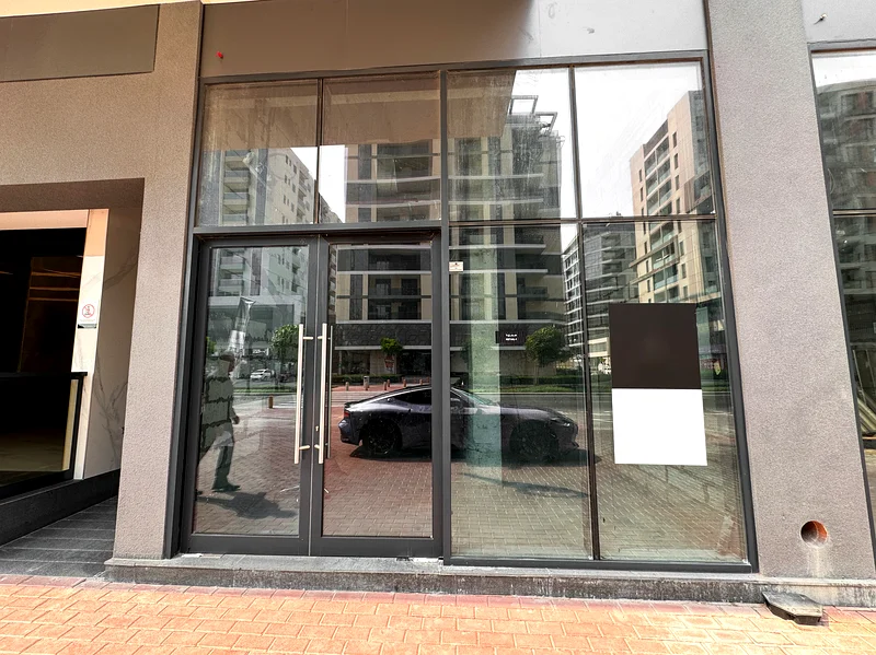 Shell and Core | Ground Floor | Main Road Facing63614935141634111