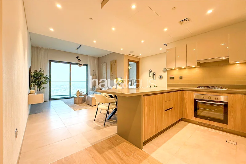High Floor | Rare Layout | Move-In Ready63756291866499112