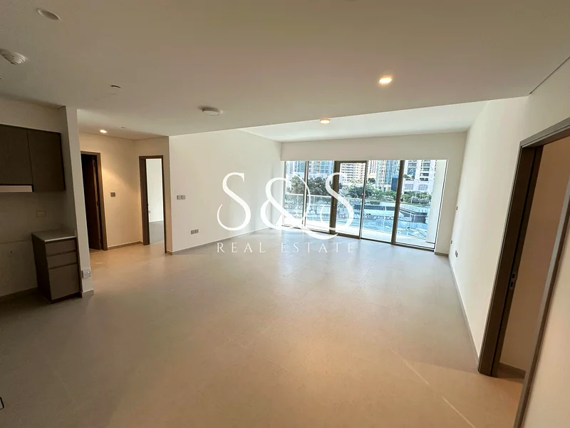 أكبر تخطيط | منظر النافورة | جديد بالكامل63772546012803110