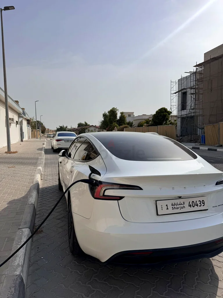 Tesla Model 3 202563490630796289114