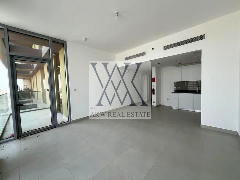 SPACIOUS SIZE | BRIGHT UNIT | MAID ROOM63751206281091111