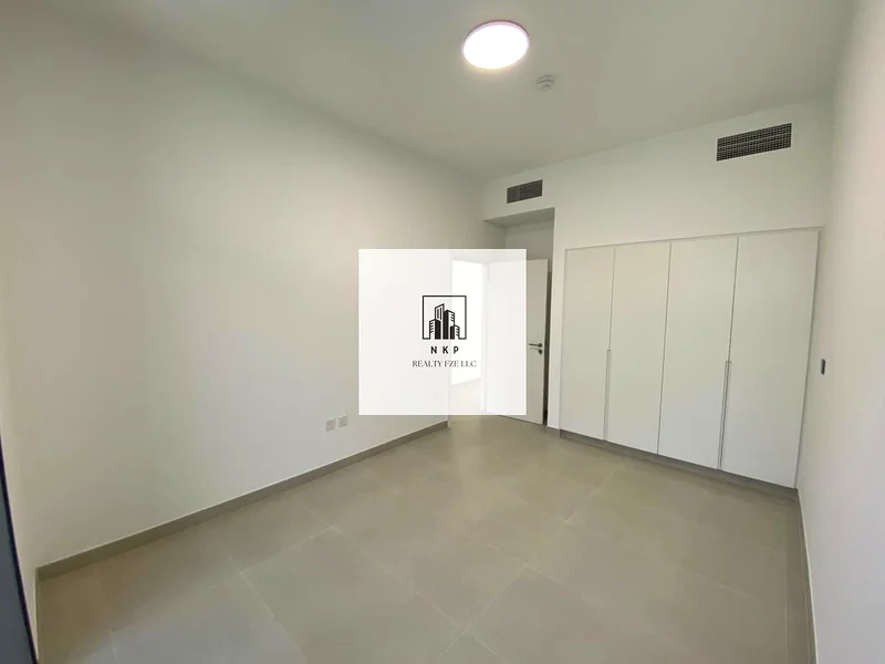 Spacious luxurious brand new 3bhk townhouse with maid room63654746524674113
