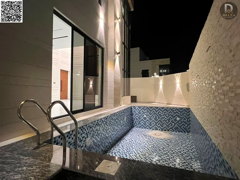 🏡فيلا فاخرة_ 3 طوابق مع سطح وبركة سباحة🏊‍♀️- متضمنة رسوم التسجيل ونقل الملكية - قريبة من طريق الشيخ محمد بن زايد - ملكية حرة لجميع الجنسيات63914210900355112