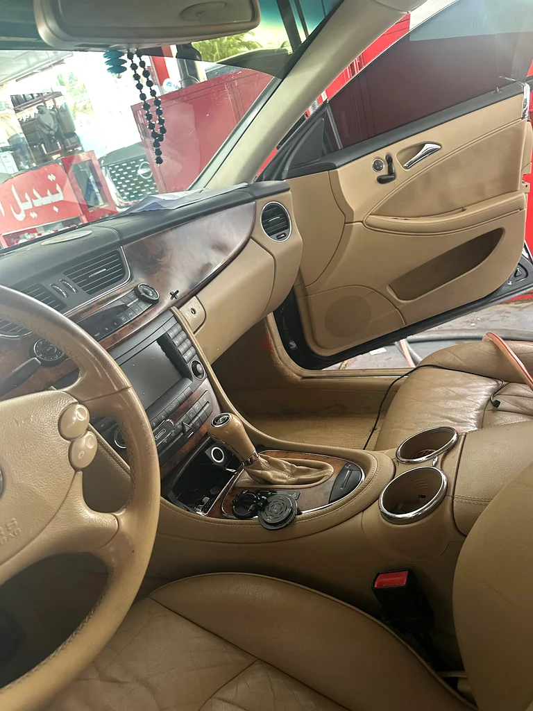 Mercedes cls 35063488346605825112