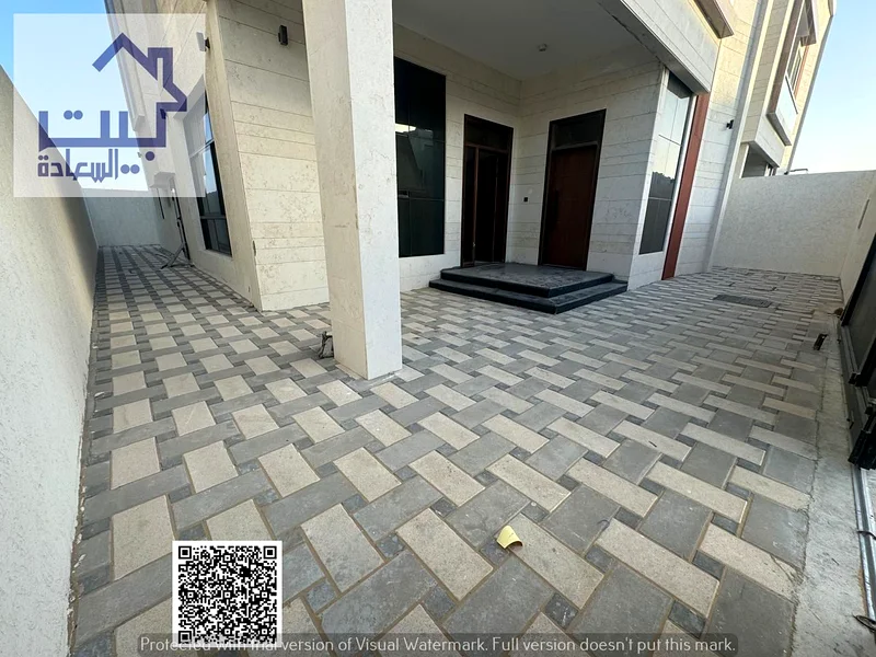 Your dream villa, including registration and ownership fees, without down payment, freehold for all nationalities, and a strategic location on Sheikh63881704926339112
