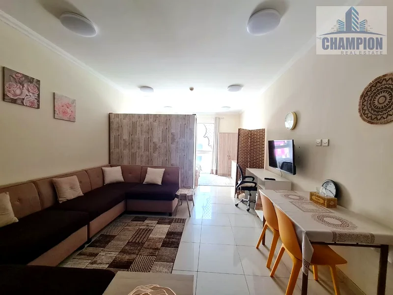 ستوديو واسع ومفروش | 12 شيكًا | بدون رسوم تبريد63654981913601110