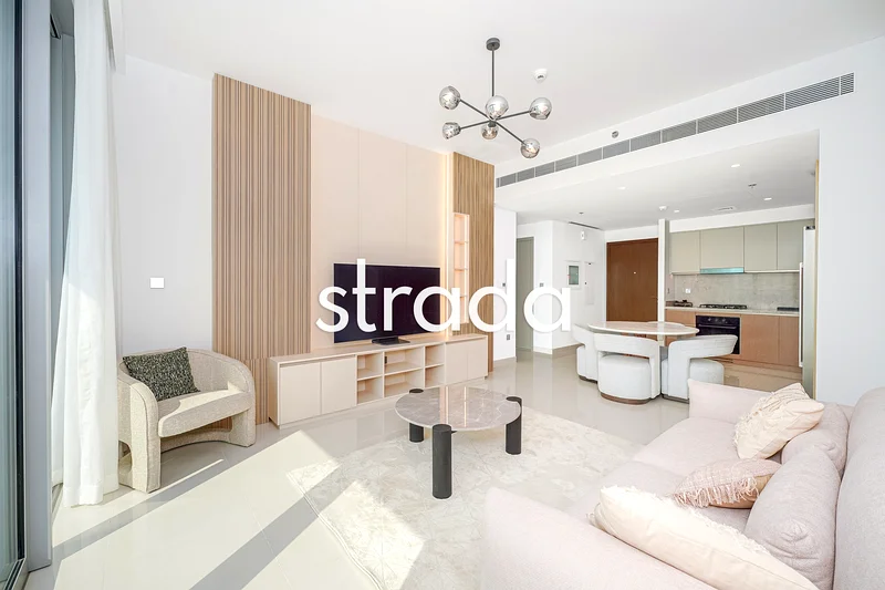 Interior designed | low floor | 4 cheques63733974636161110