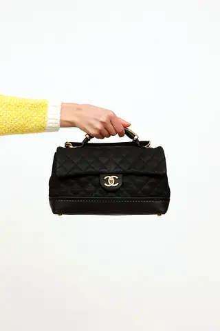 Chanel sling bag