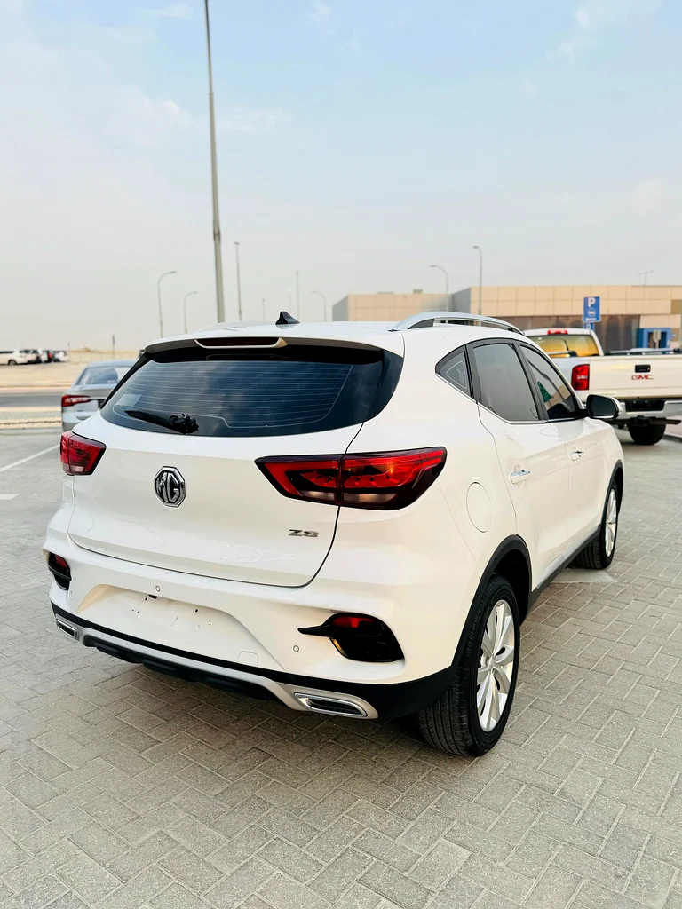 MG ZS63490884206978113