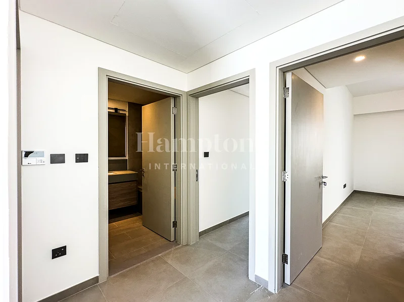 Single Row | Family Centric | New And Vacant63945705688833114