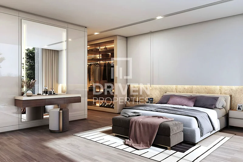 Corner Unit with Lagoon View | Low Floor63960509667203111
