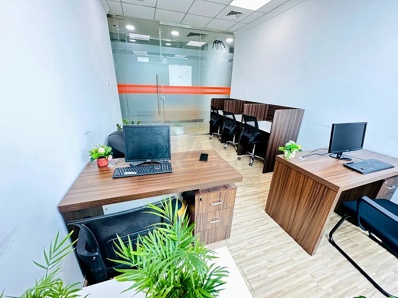 Beautiful Office | Free Utilities | Bank Account Assistance |63618207736963112