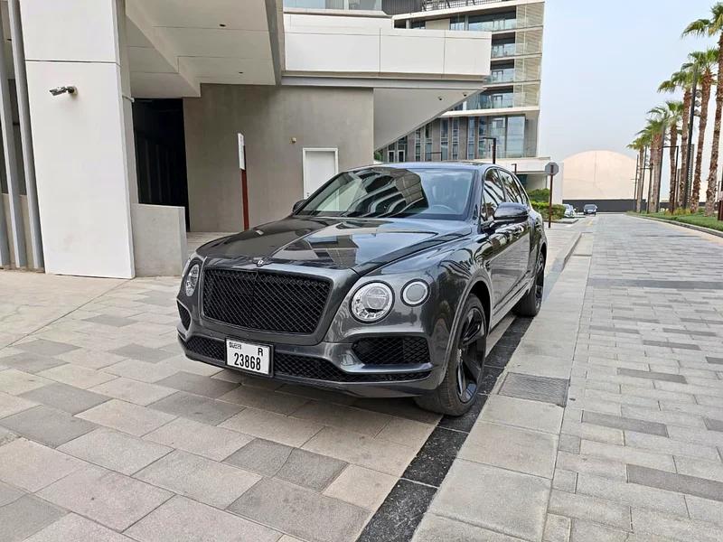2017-Bentley Bentayga -W12 Twin Turbo-6.0L-Excellent Condition63490696091905111