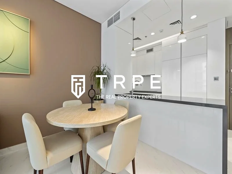 Lagoon View | Upgraded Unit | Vacant63750644515842114
