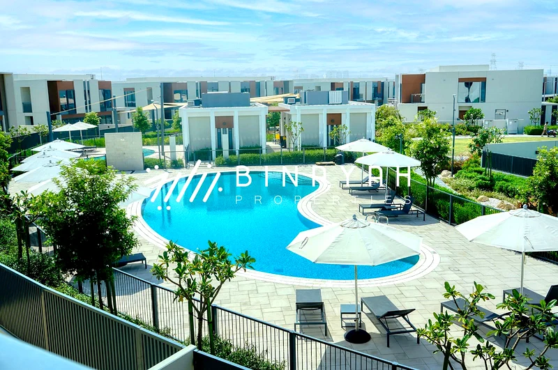 Single Row  |  Ready  |  Near to Pool and Park63735398047490110